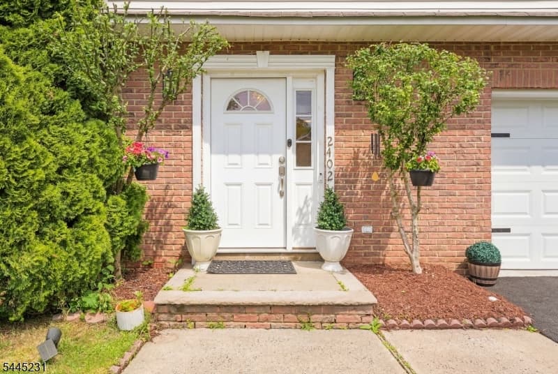 2402 Hamlette Pl, Scotch Plains Twp., Union photo 4