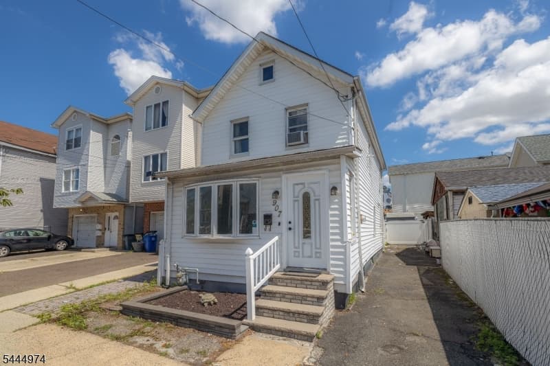 907 Bond St, Elizabeth City, Union