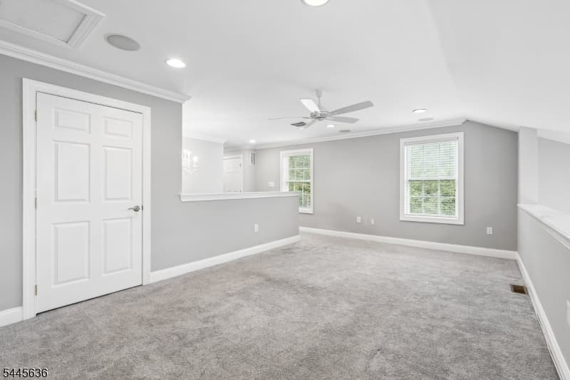 811 Donato Cir, Scotch Plains Twp., Union photo 17