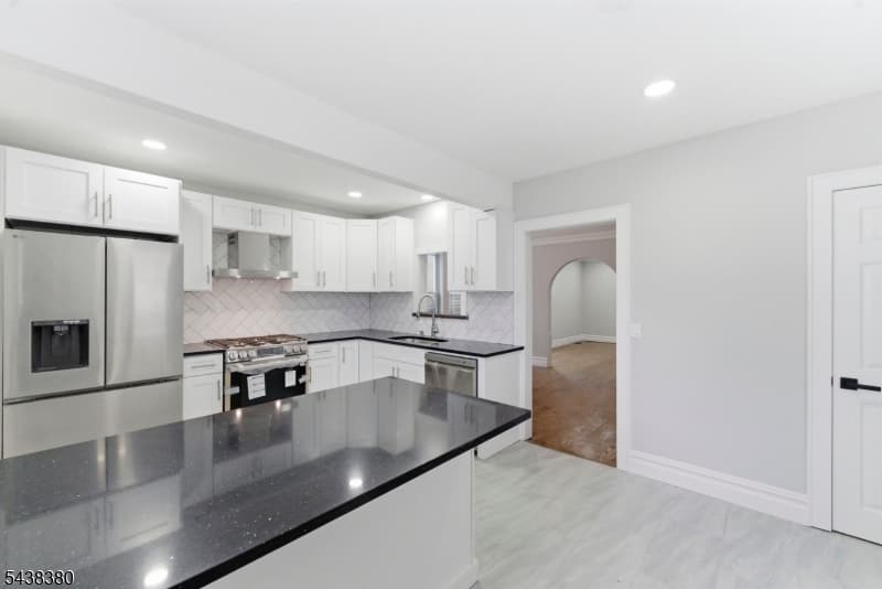 579 Newark Ave, Kenilworth Boro, Union photo 16