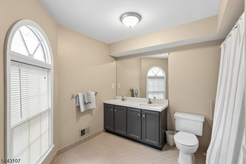 44 Lancelot Drive, Berkeley Heights Twp., Union photo 22