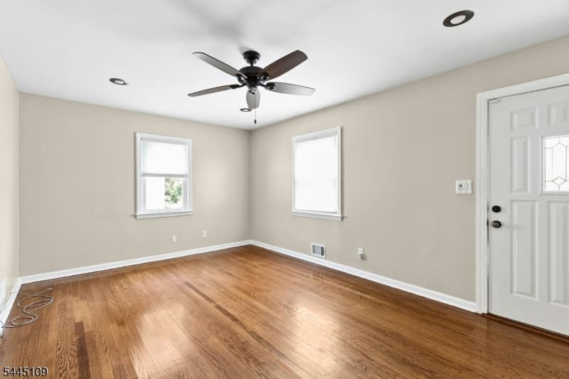 1815 N Stiles St, Linden City, Union photo 10