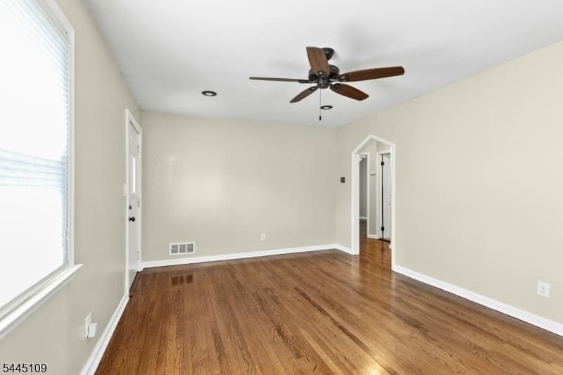 1815 N Stiles St, Linden City, Union photo 11