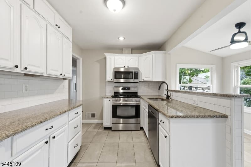 1815 N Stiles St, Linden City, Union photo 14