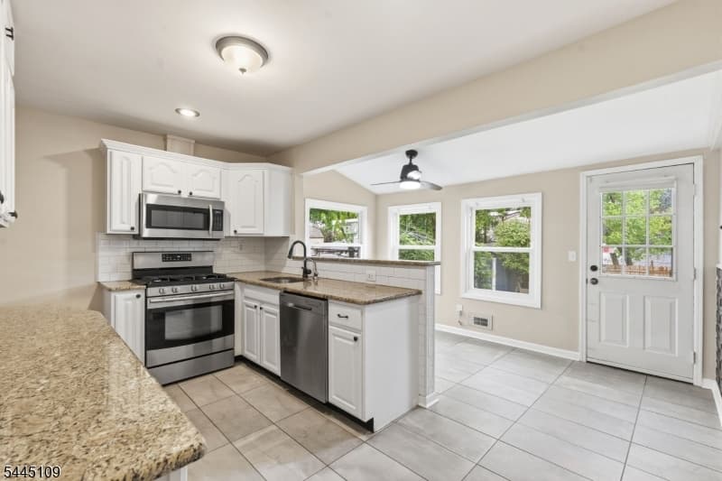 1815 N Stiles St, Linden City, Union photo 15