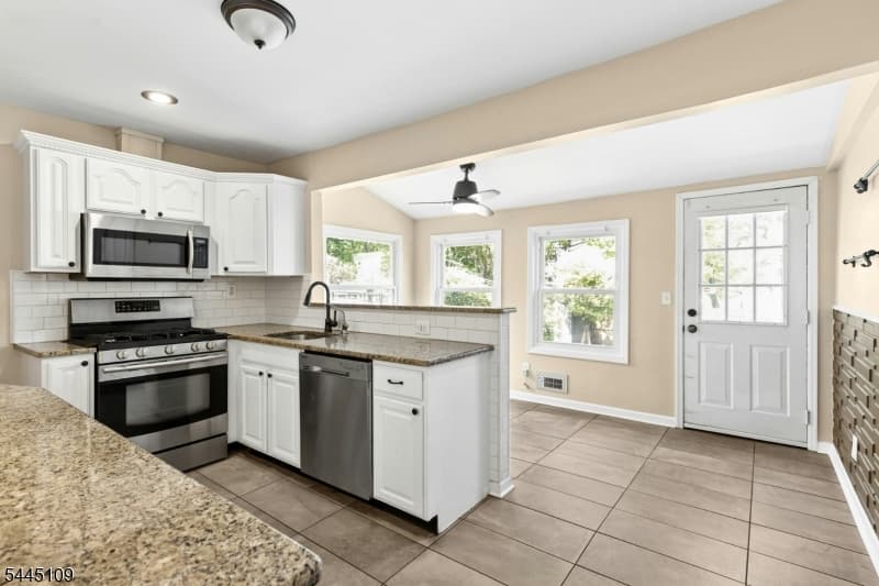 1815 N Stiles St, Linden City, Union photo 17