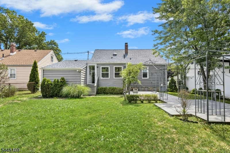 1815 N Stiles St, Linden City, Union photo 4