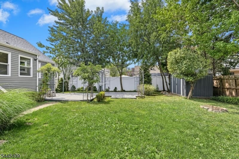 1815 N Stiles St, Linden City, Union photo 5