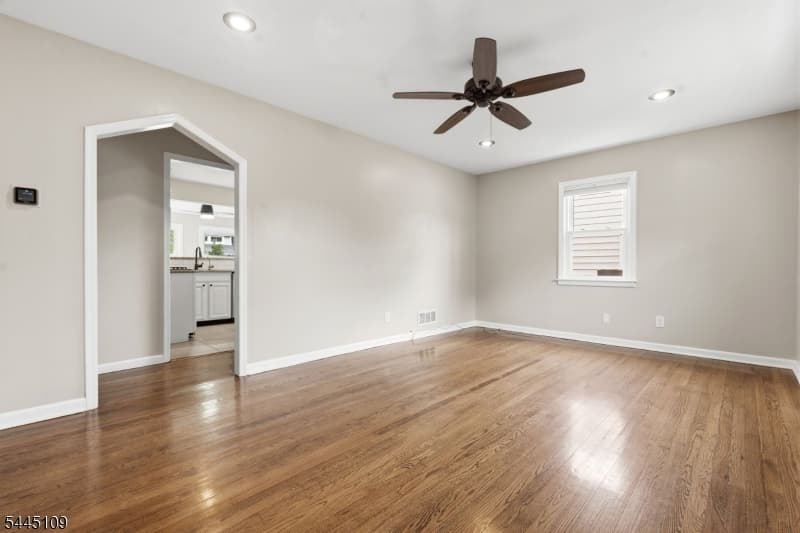 1815 N Stiles St, Linden City, Union photo 8