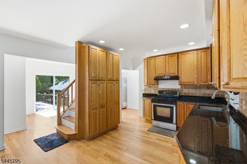 814 Willis Pl, Roselle Park Boro, Union photo 12