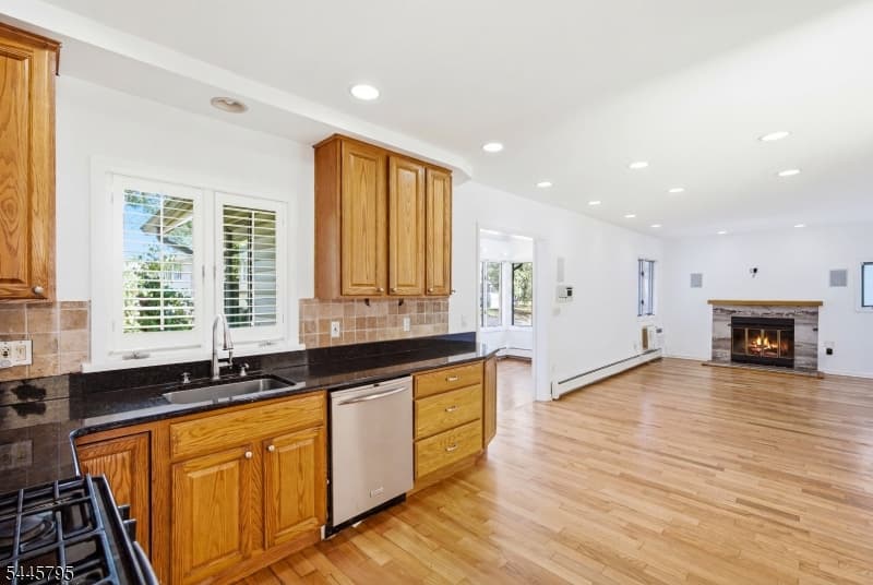 814 Willis Pl, Roselle Park Boro, Union photo 14