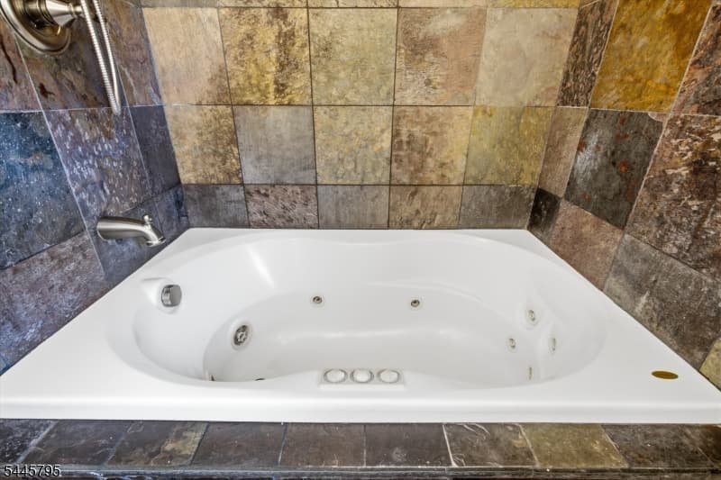 814 Willis Pl, Roselle Park Boro, Union photo 21