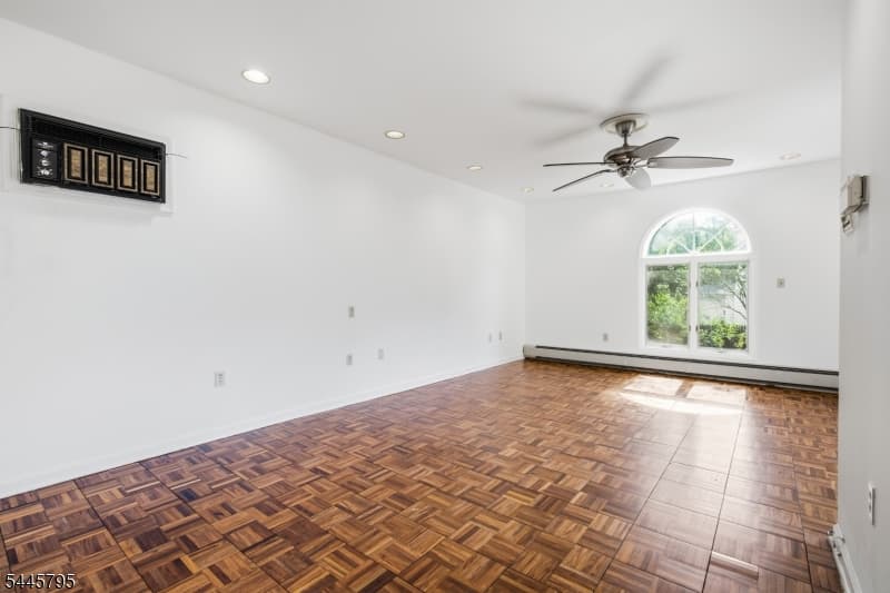 814 Willis Pl, Roselle Park Boro, Union photo 22