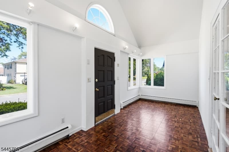 814 Willis Pl, Roselle Park Boro, Union photo 6
