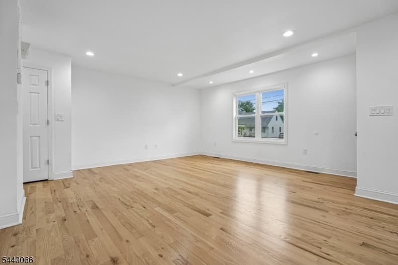 639 Myrtle Ave, Garwood Boro, Union photo 11