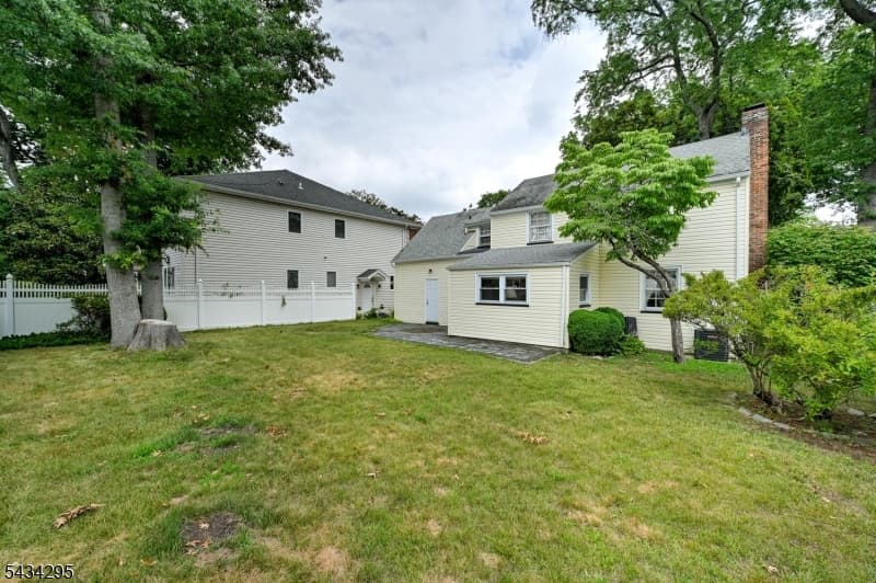 328 Plymouth Rd, Union Twp., Union photo 30