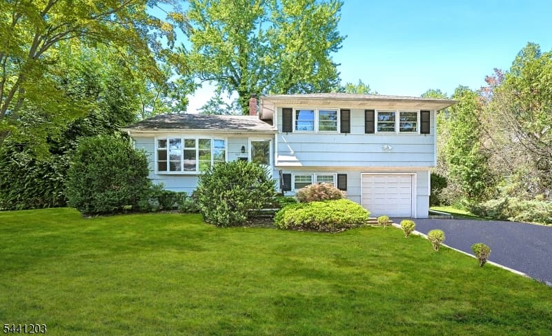 707 Gallows Hill Rd, Cranford Twp., Union