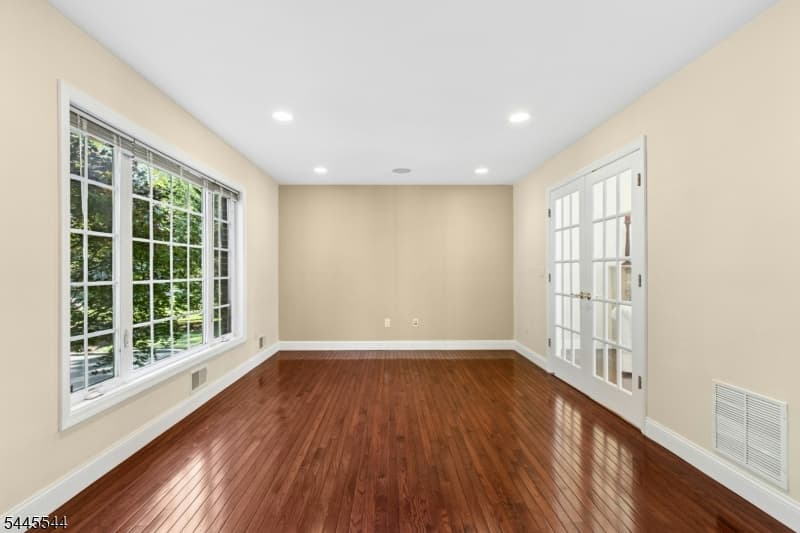 1003 Charles St, Mountainside Boro, Union photo 5