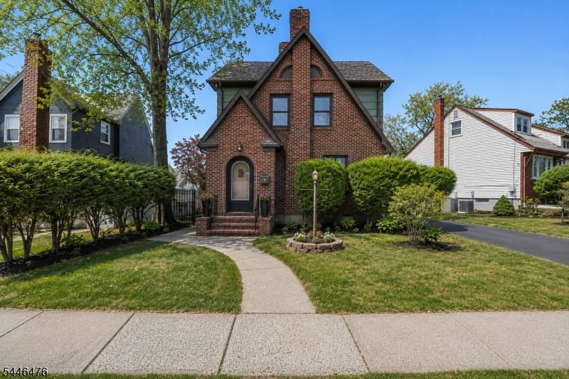 423 E Lincoln Ave, Roselle Park Boro, Union