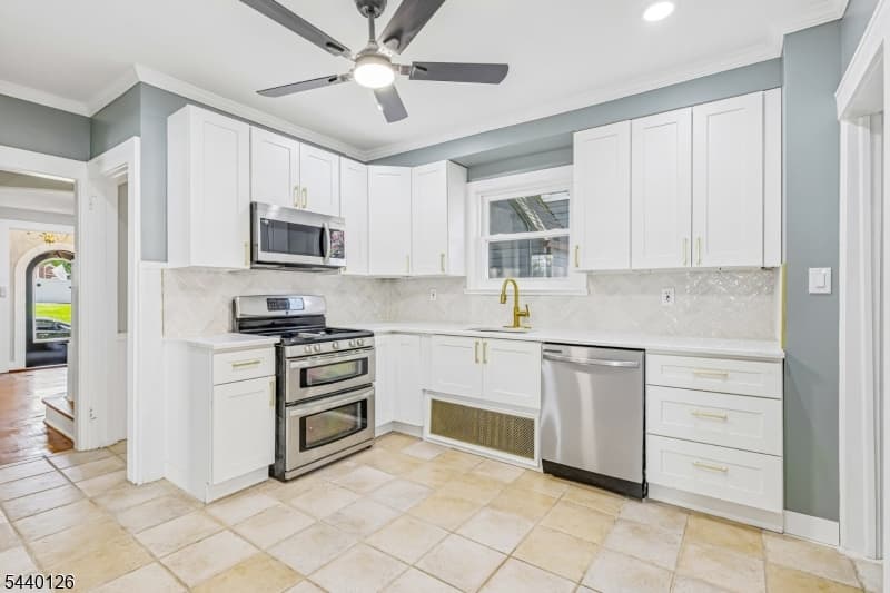 423 E Lincoln Ave, Roselle Park Boro, Union photo 3
