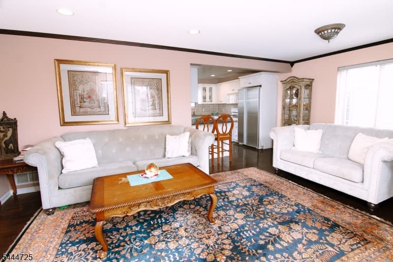 6 Whispering Way W, Berkeley Heights Twp., Union photo 12