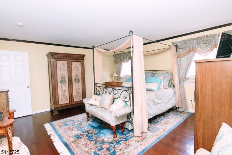 6 Whispering Way W, Berkeley Heights Twp., Union photo 21