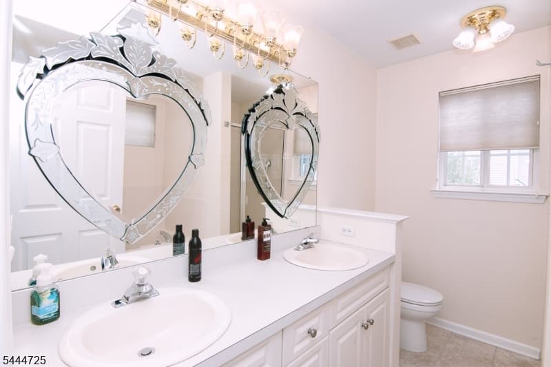 6 Whispering Way W, Berkeley Heights Twp., Union photo 22