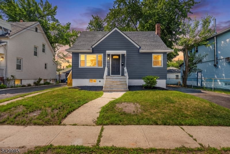 429 Wheatsheaf Rd, Roselle Boro, Union photo 2