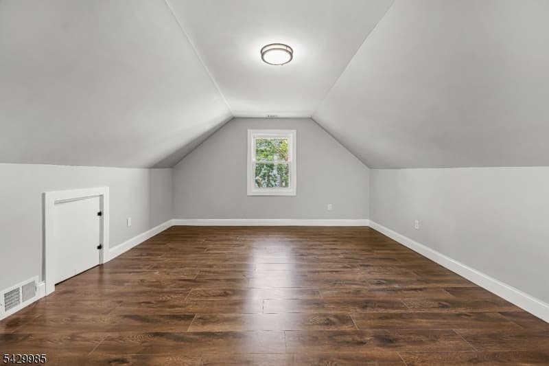 429 Wheatsheaf Rd, Roselle Boro, Union photo 24
