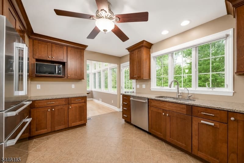 22 Bromley Ct, New Providence Boro, Union photo 2
