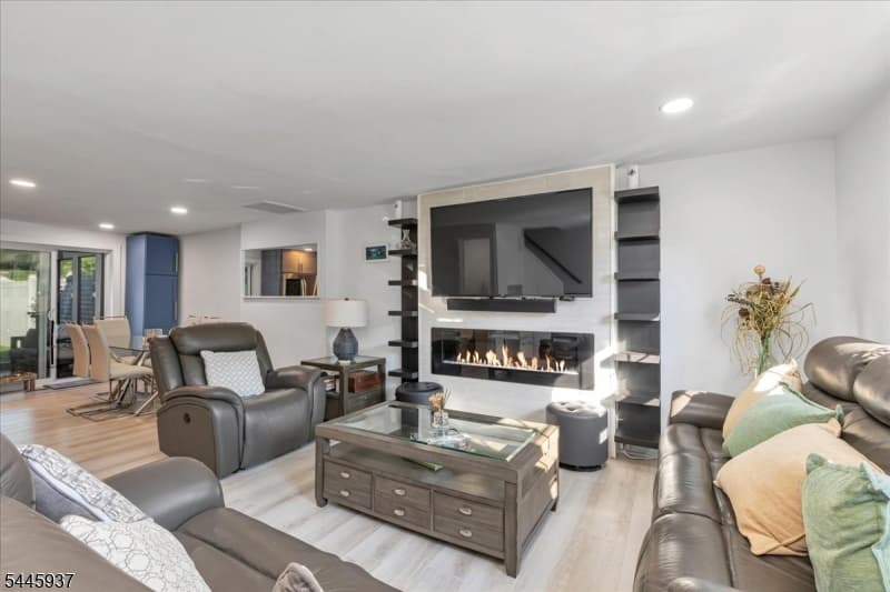 603 Lincoln Park, Cranford Twp., Union photo 3