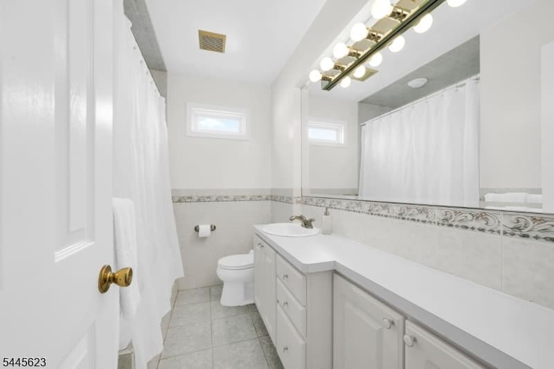 729 Colonial Arms Rd, Union Twp., Union photo 12