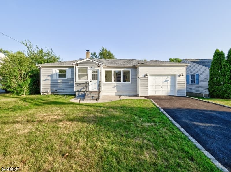 271 Valley Rd, Clark Twp., Union