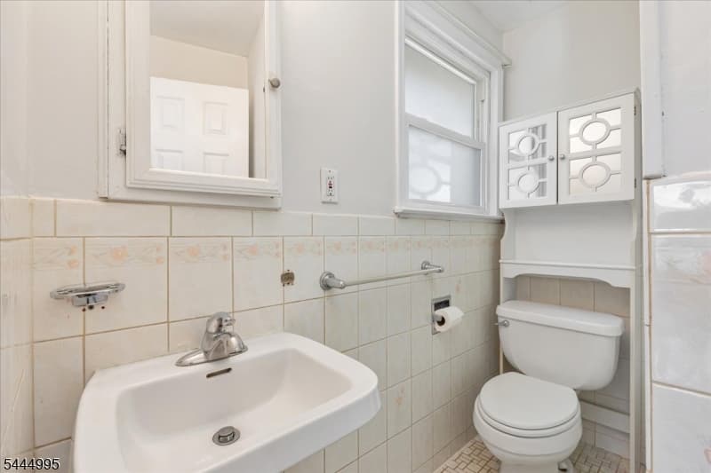 1051 S Elmora Ave, Elizabeth City, Union photo 16