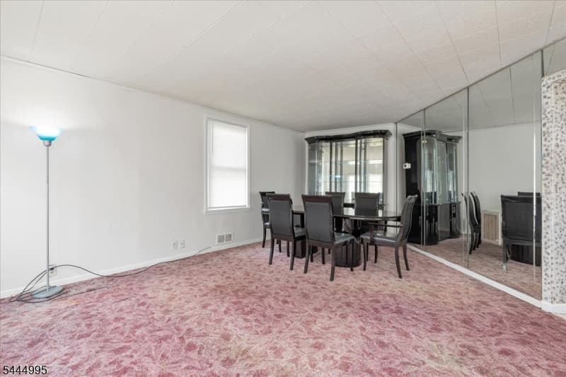 1051 S Elmora Ave, Elizabeth City, Union photo 4