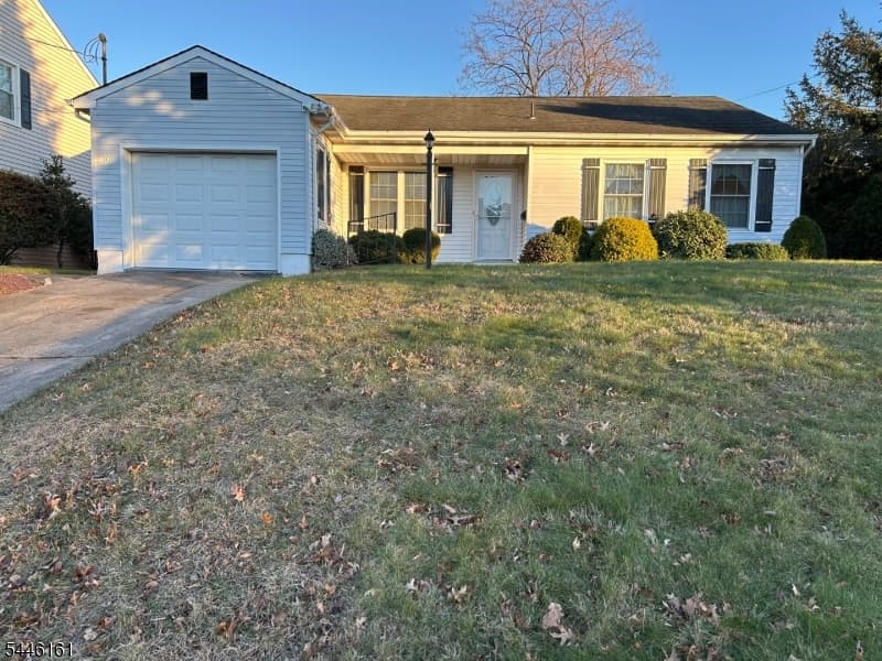 71 Dukes Rd, Rahway City, Union
