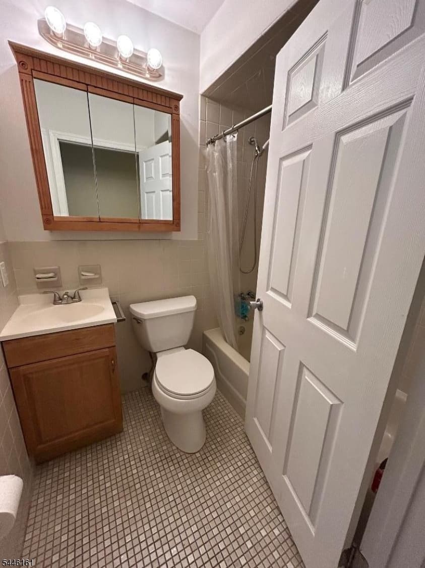 71 Dukes Rd, Rahway City, Union photo 12