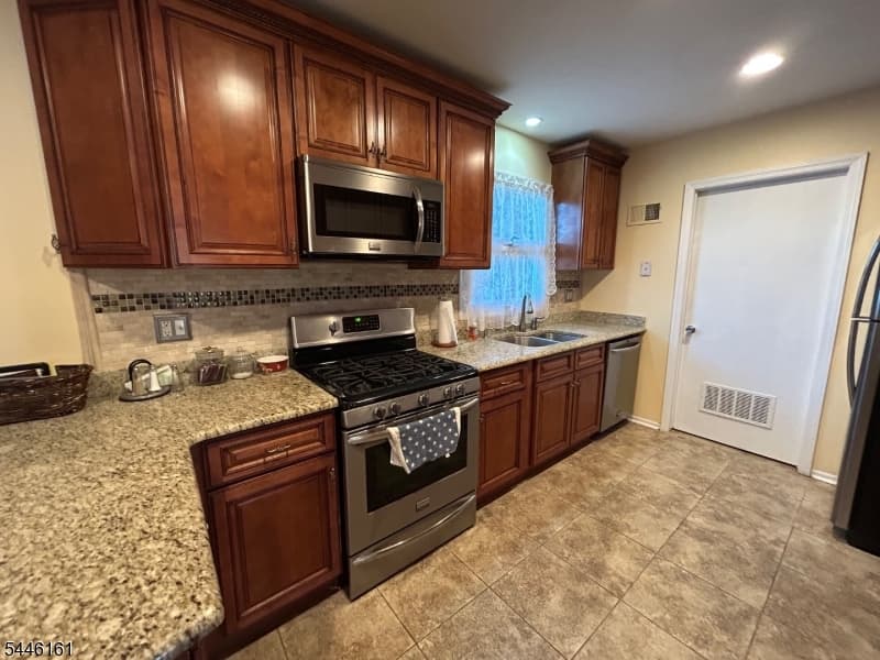 71 Dukes Rd, Rahway City, Union photo 2