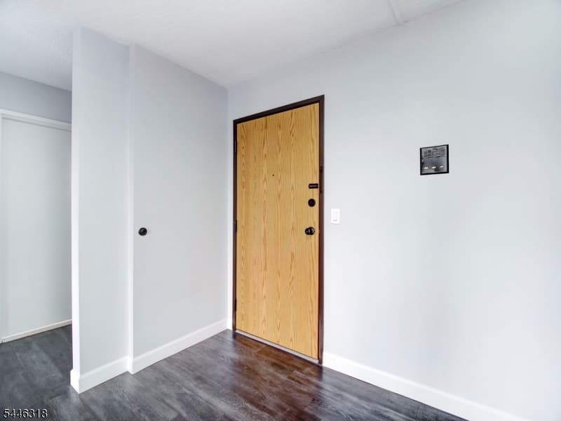 10 N Wood Ave, Linden City, Union photo 6