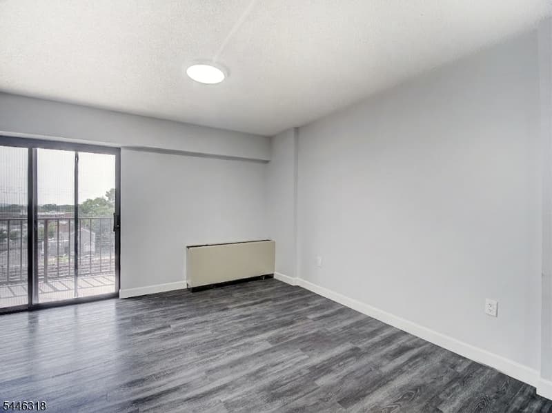 10 N Wood Ave, Linden City, Union photo 9