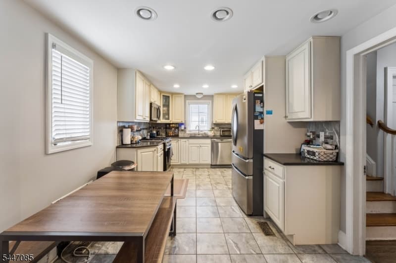 111 Yale Ter, Linden City, Union photo 11