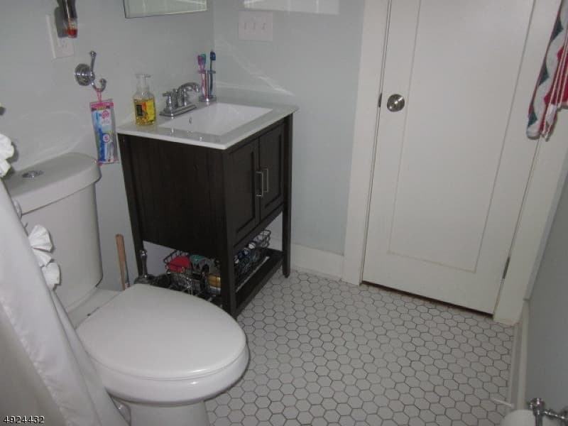 914 Oak St, Roselle Boro, Union photo 7