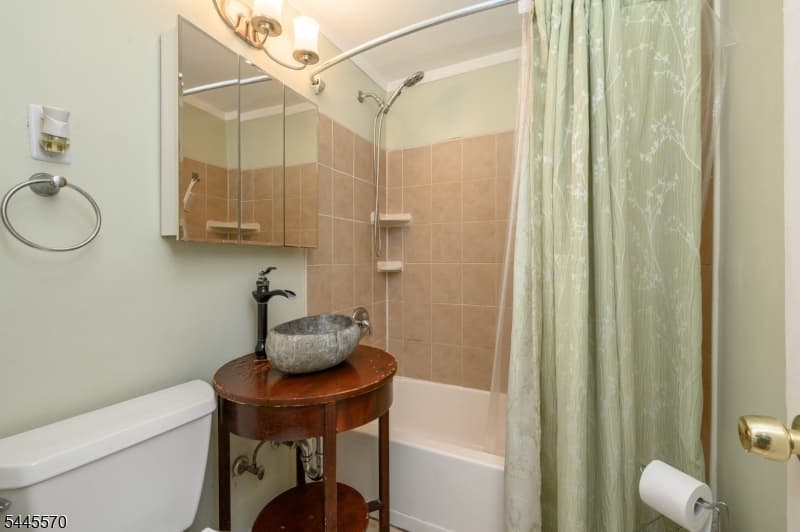 2081 Coles Ave, Scotch Plains Twp., Union photo 13