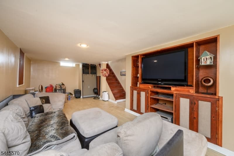 2081 Coles Ave, Scotch Plains Twp., Union photo 19