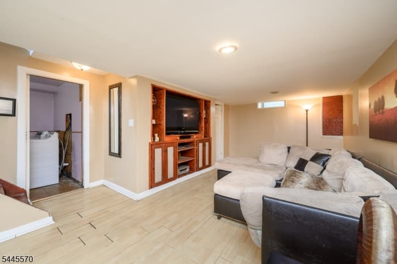 2081 Coles Ave, Scotch Plains Twp., Union photo 20