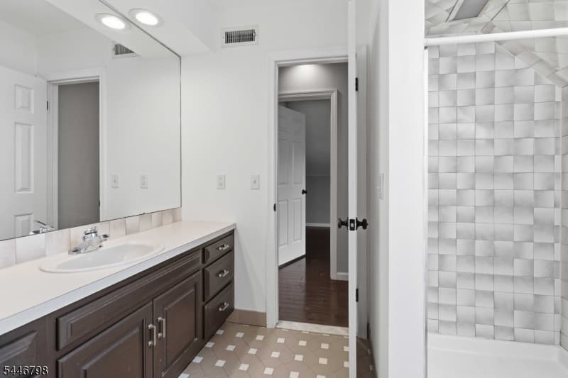 38 Woodmere Dr, Summit City, Union photo 36