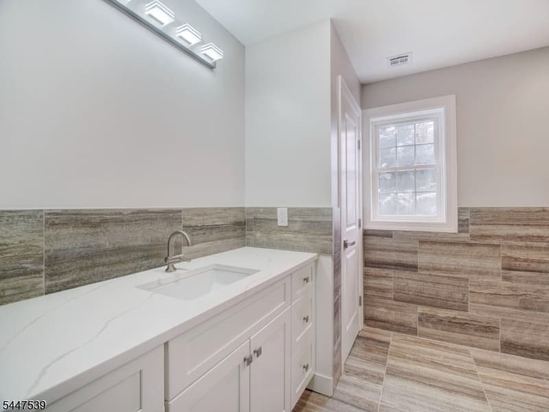 735 Vernon Ave, Kenilworth Boro, Union photo 28
