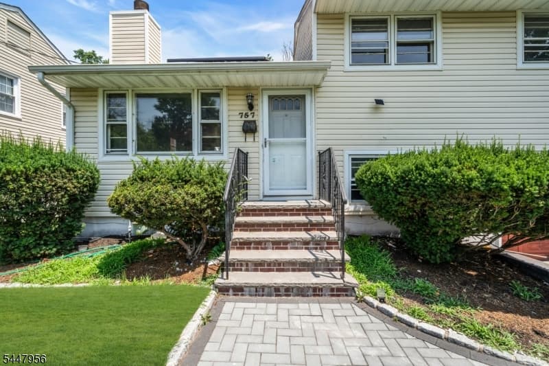 757 River Rd, Rahway City, Union photo 2