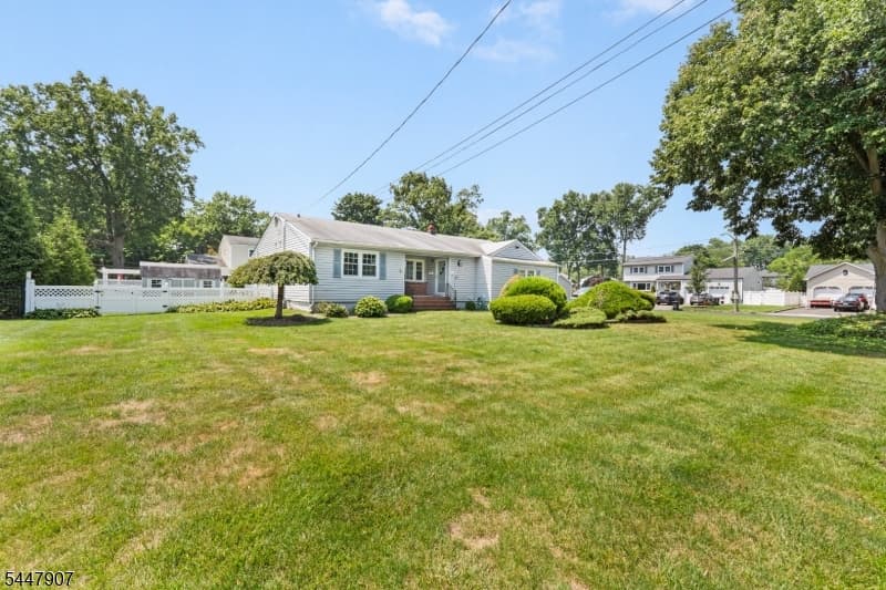 54 Canterbury Dr, Clark Twp., Union photo 2