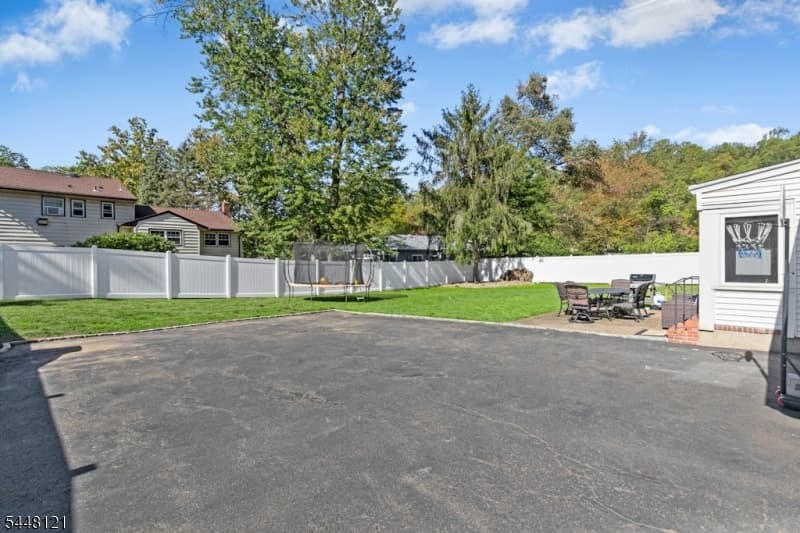 217 Robin Hood Rd, Mountainside Boro, Union photo 31